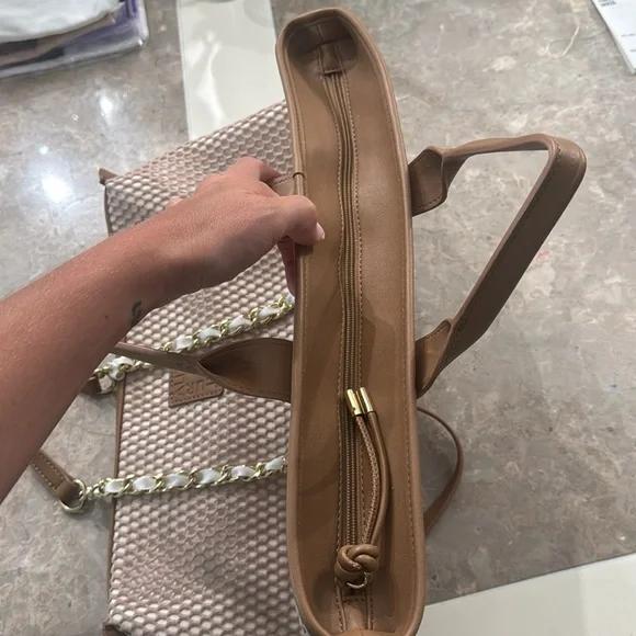 Naturalizer tote - Picture 13 of 15